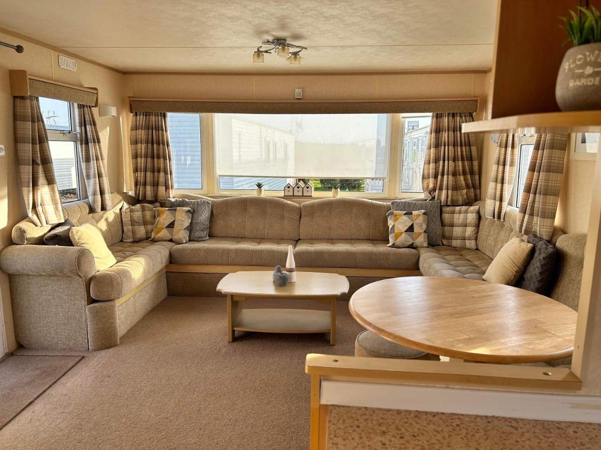 Lyntons 3 Bedroom Caravan Pets Stay Free Linen Included Heacham Exterior photo