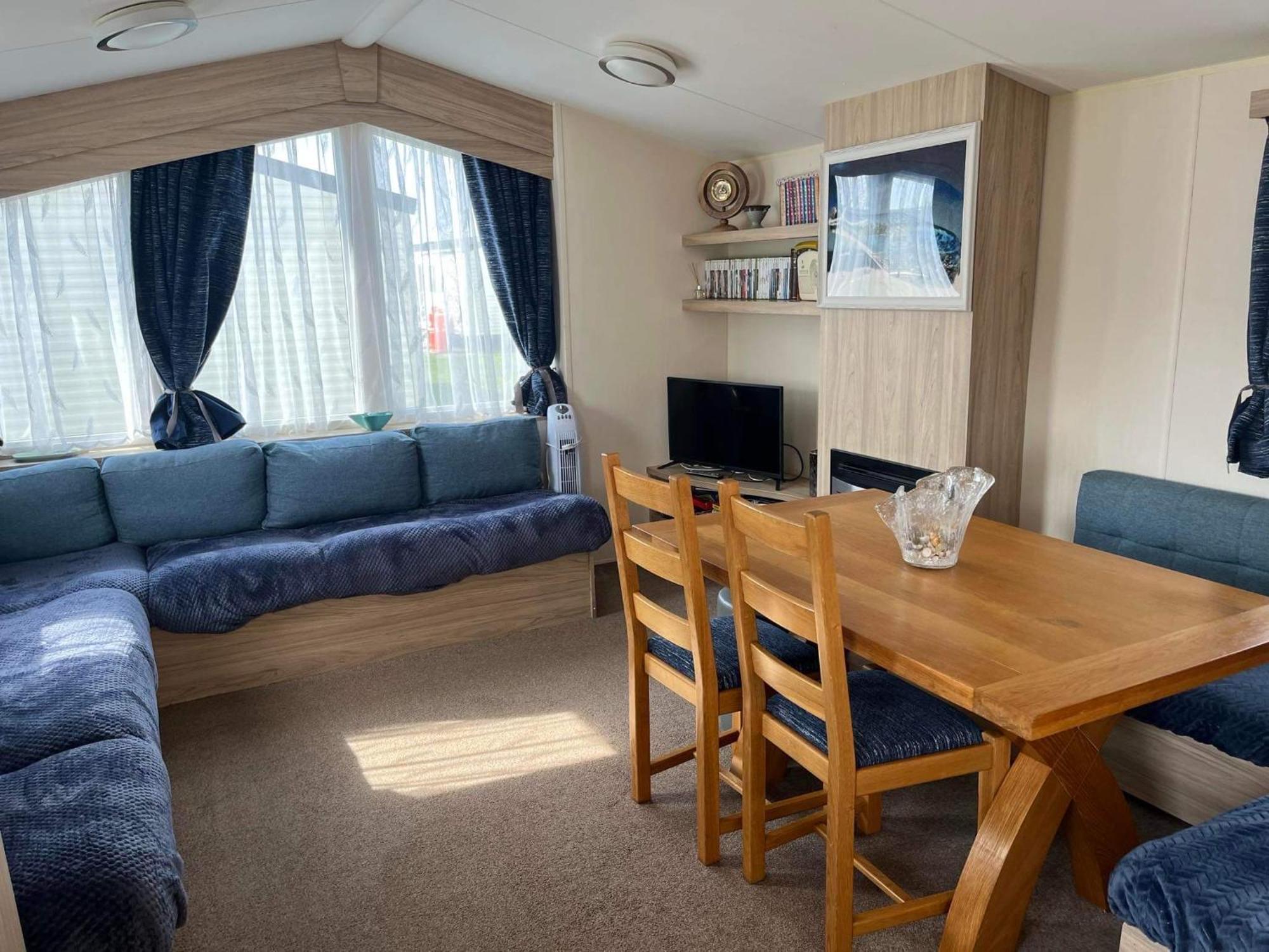 Lyntons 3 Bedroom Caravan Pets Stay Free Linen Included Heacham Exterior photo